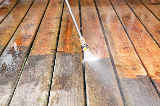 Best Factory Floor Cleaning  in Shorewood Forest, IN